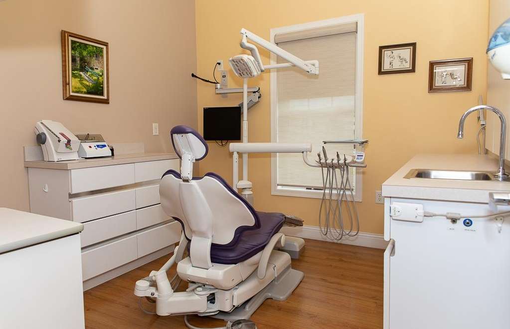 Dental exam room at Rehoboth Beach Dental in Delaware